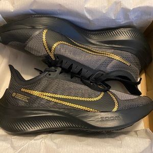 Women’s Nike Zoom Gravity 8.5 New in box shoes